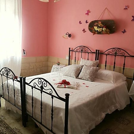 La Casina Di Vanni - Casa Vacanza Nel Cuore Del Salento Arnesano Exterior photo